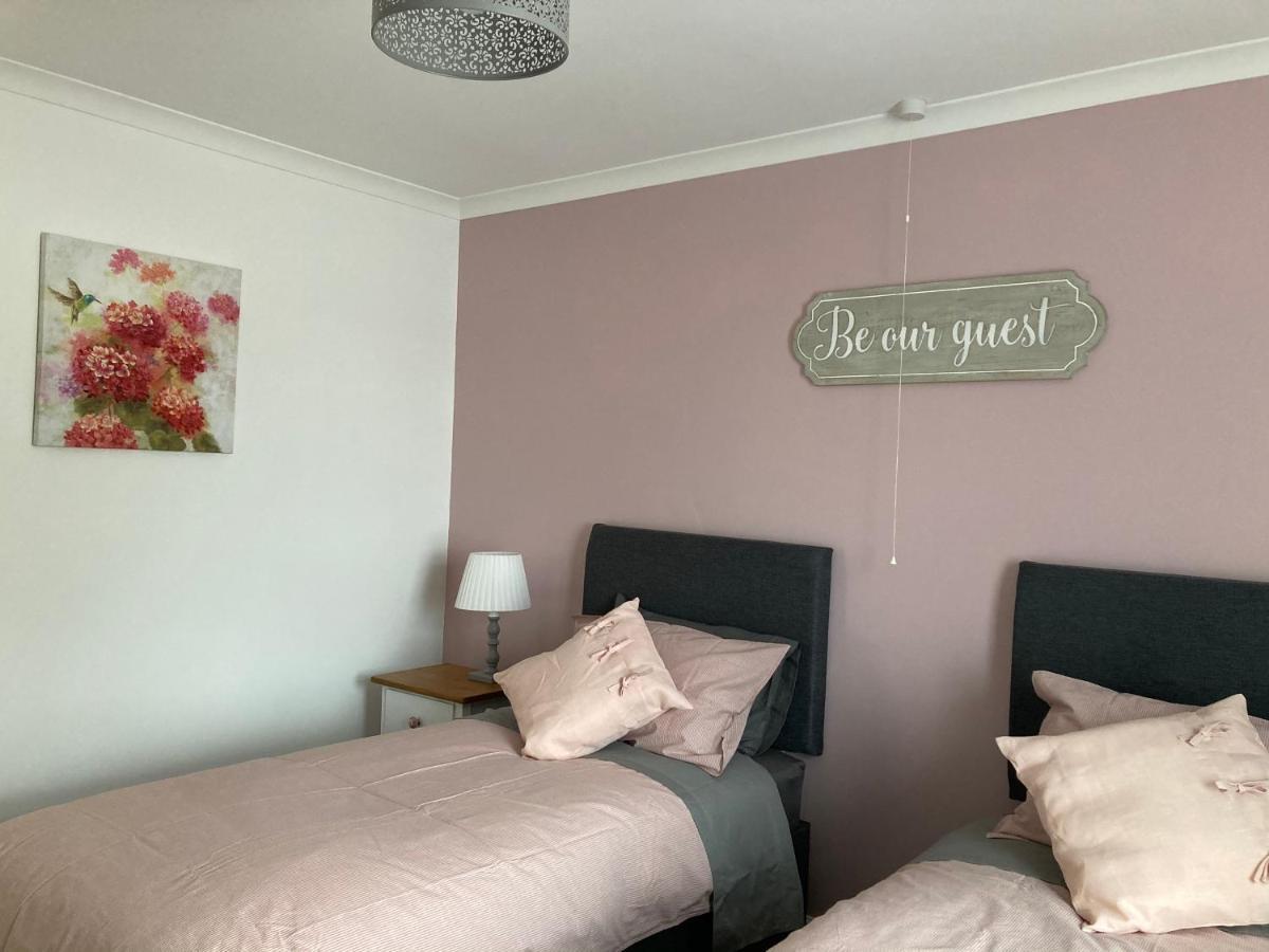 Вилла Woodlands Court Holiday Retreat Paulton Экстерьер фото